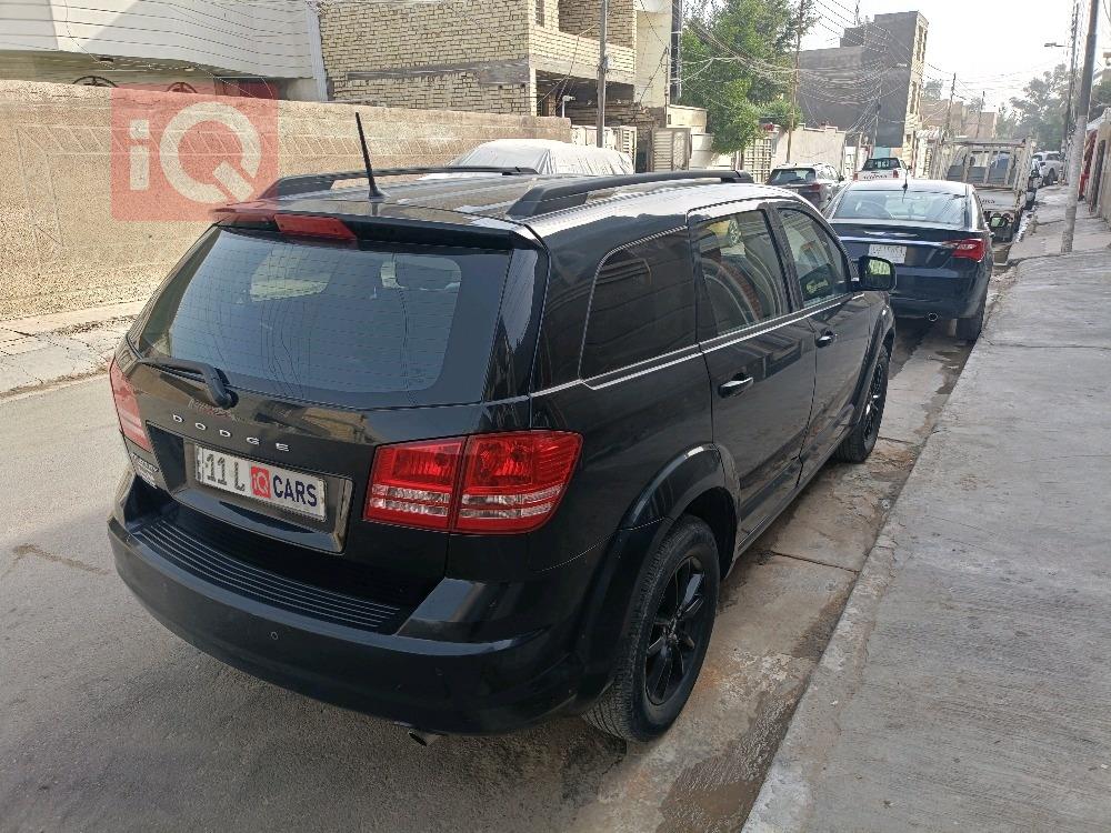 دودج جورني